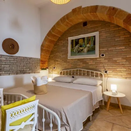 Corso Garibaldi 3* Otranto